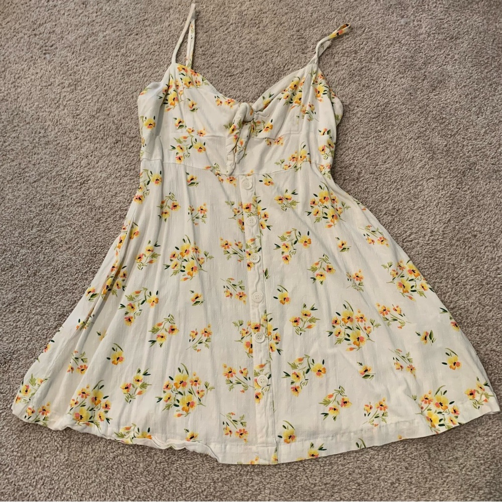 Forever 21 White Floral Sun Dress